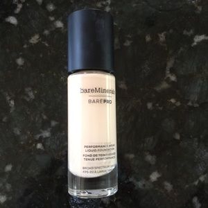 Bare Minerals BarePro Foundation